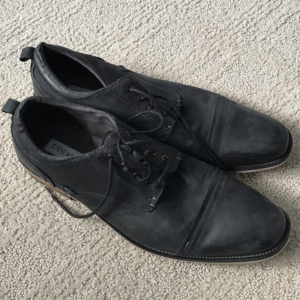 Steve Madden Black Leather shoes
